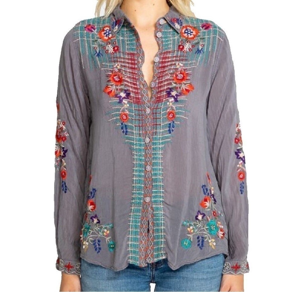 Johnny Was silk embroidered blouse women’s medium grey long sleeve button down